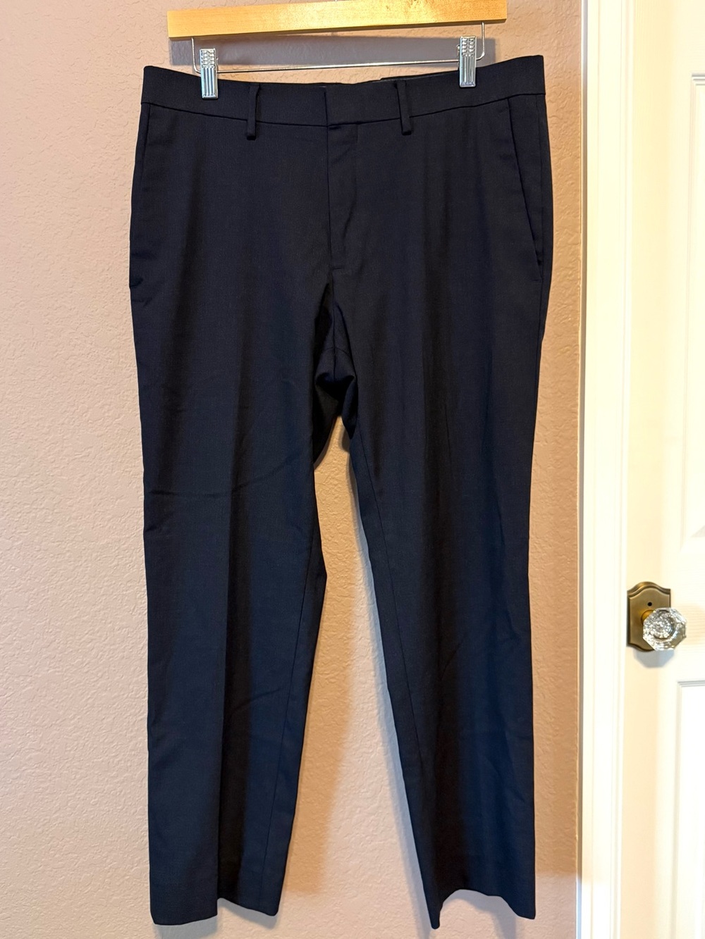 Kenneth Cole Reaction Black Men’s Slacks 33 x 25